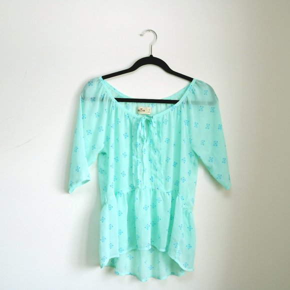 Hollister Baby Doll Top Mint Green Tie Neckline - Picture 2 of 8